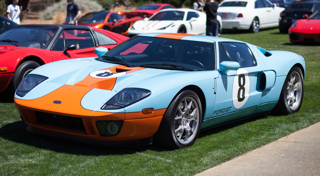 Парковка на миллиард: автоэкзотика на подступах к Пеббл-Бич