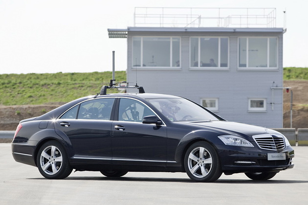 , Mercedes-Benz S-Class, Daimler AG