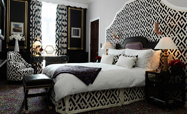 Claridge’s Hotel,    (Diane Von Furstenberg), 