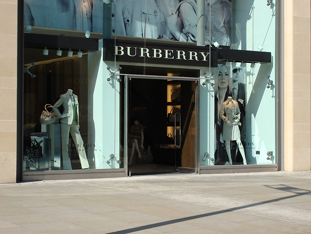 Burberry,  , fashion-