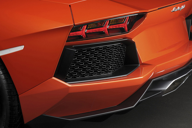 Lamborghini Aventador LP700-4