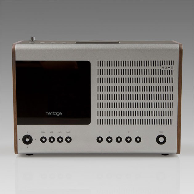 Heritage Deluxe Table Radio by Revo