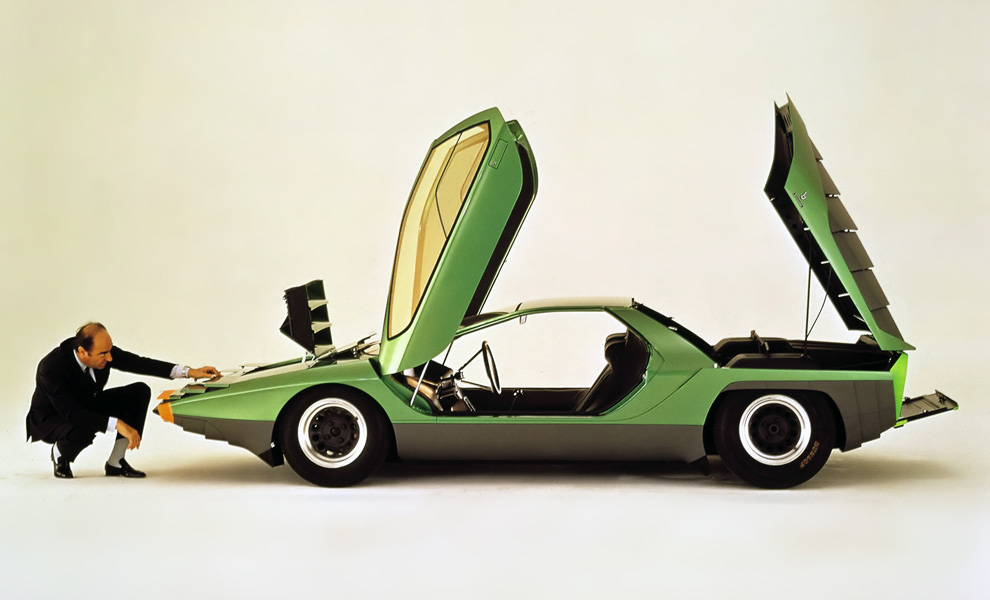   ,   1967   Alfa Romeo            Tipo 33,   Carabo,     30-  ,  .