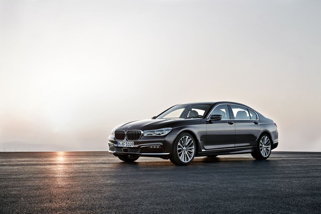 BMW 7-series 2016: красота и сила в одной упаковке