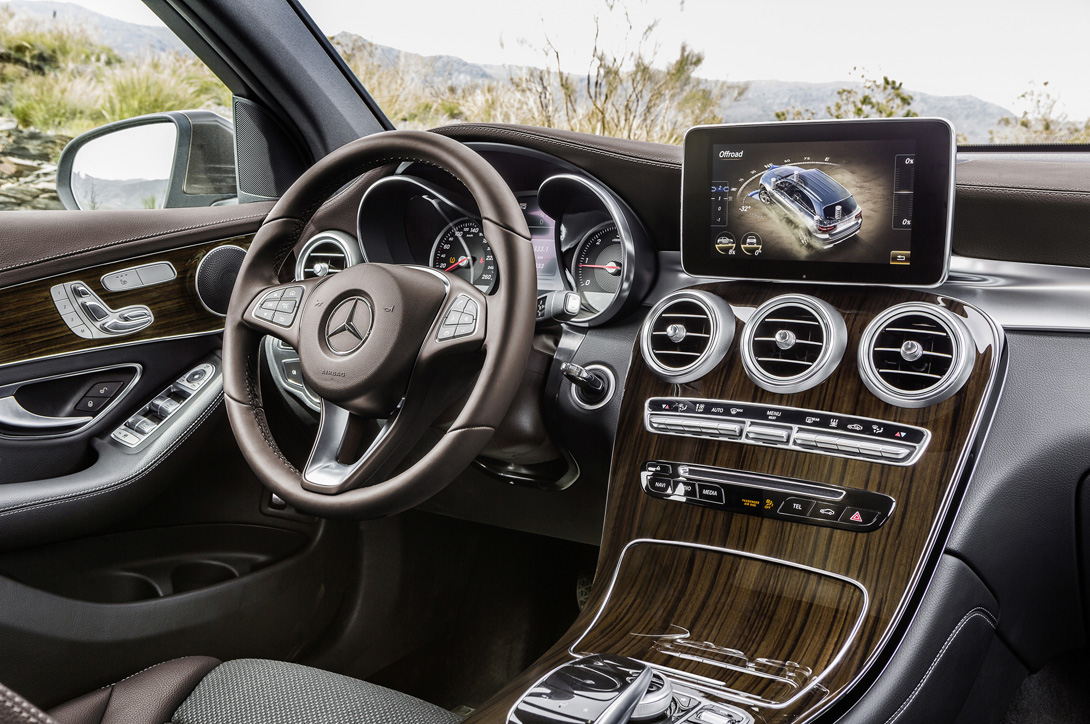 Mercedes-Benz GLC: свежий паркетник продолжает сглаживать углы между классами