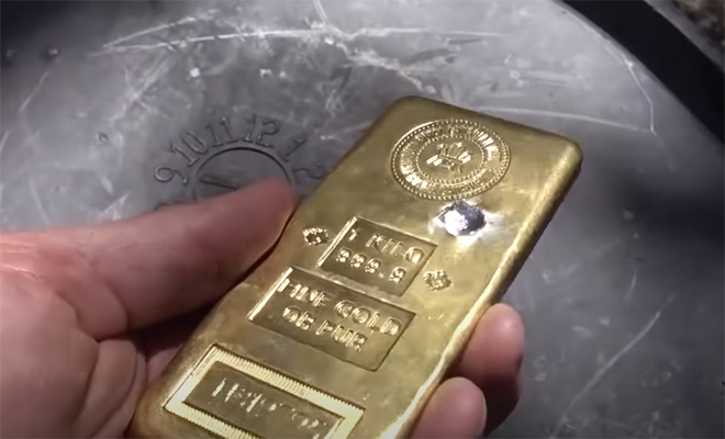19 кг золота. Кабаррус 7.7 кг золота. Житель Хакасии 39 кг золота. Житель Хакасии 39 кг золота 2023. Покажи Генерала который 18 килограмм золота спрятал.