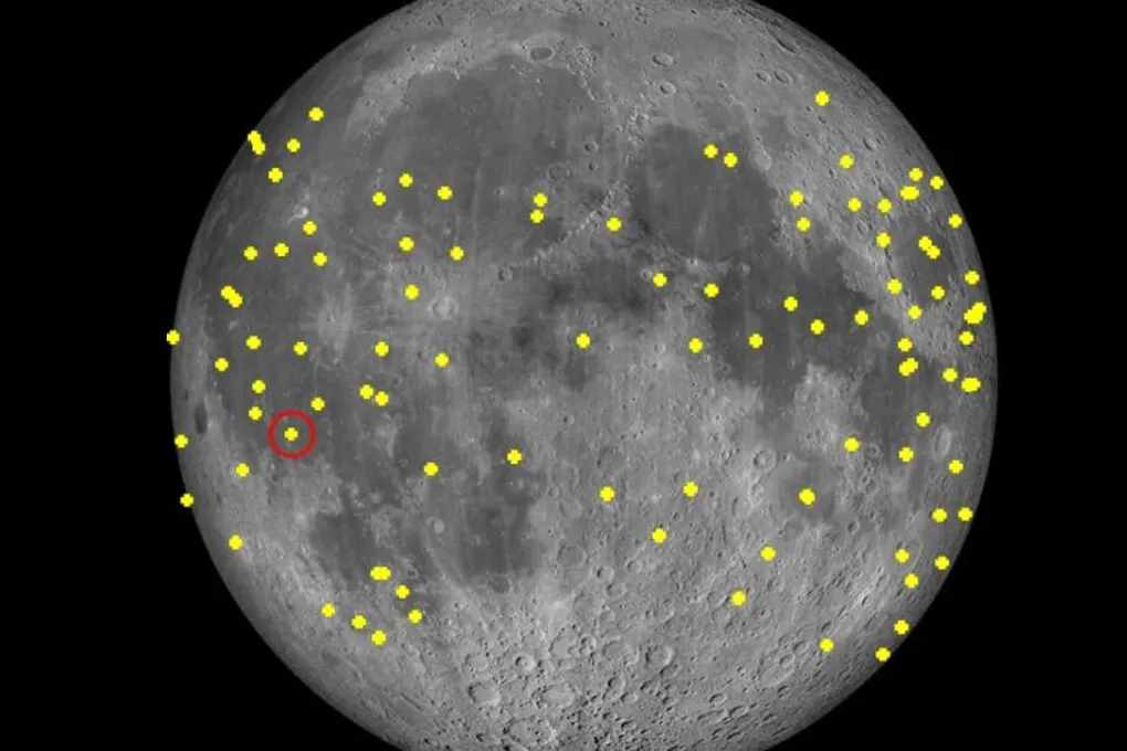 На Луне в кратере заметили блики и теперь ряд ученых считает земной спутник полым внутри теории, Земли, полой, такого, уровня, опустился, мистификаций О, «звездном, свете», пускать, астронавт, Олдрин, естествознатель, утверждавший, Нилом, Армстронгом, сознательно, решили, упоминал, лунном