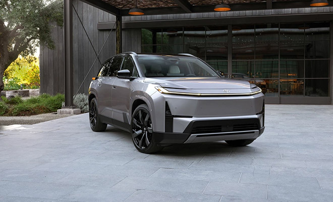 ����: �����-������ Toyota