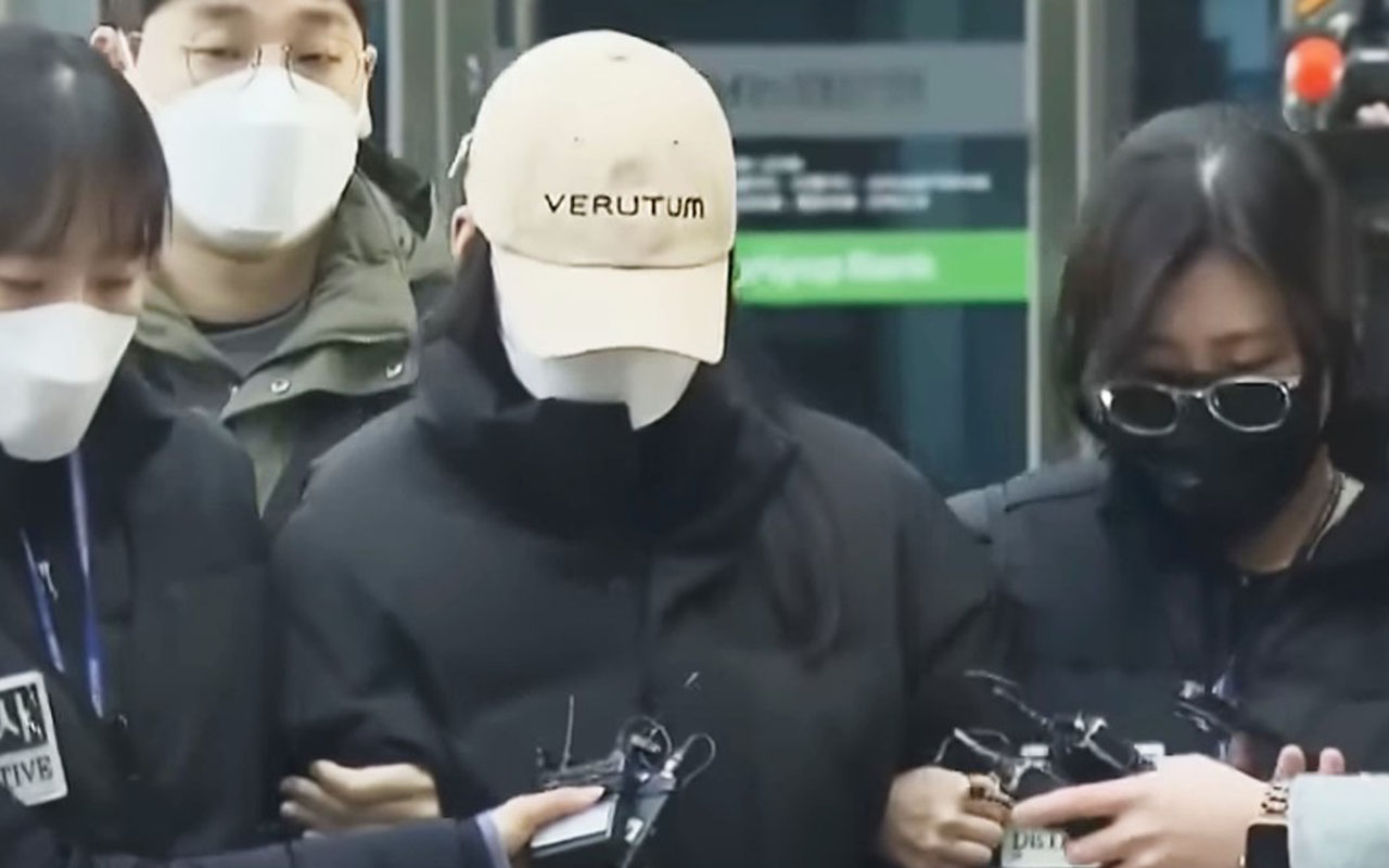 Кореянку задержали за преступление, но теперь хотят отпустить, поскольку она «слишком красива»