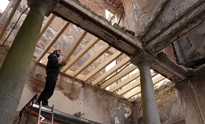 Кадр из видео @escapetoruralfrance