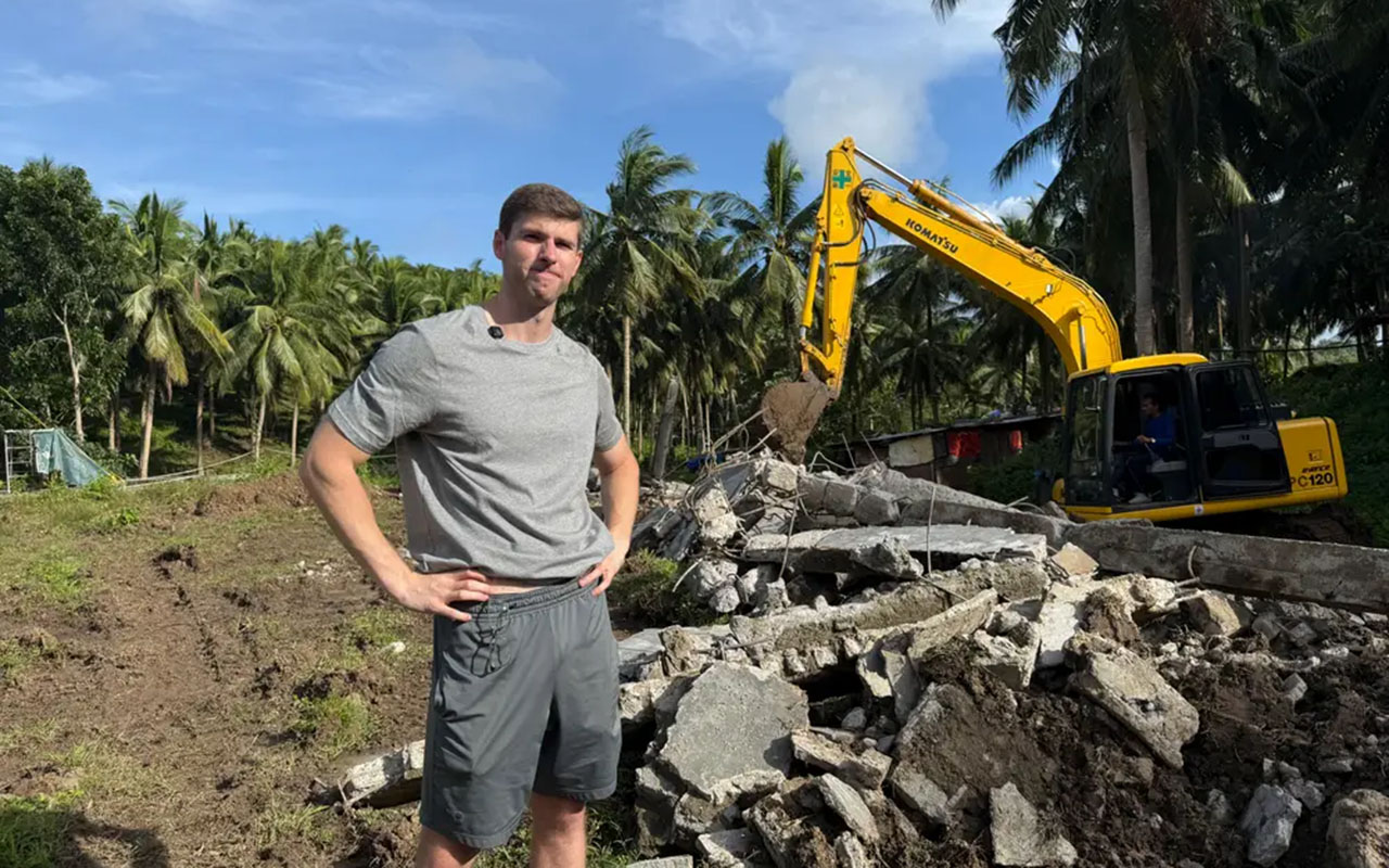 Фото: кадр из видео @AndrewFletch