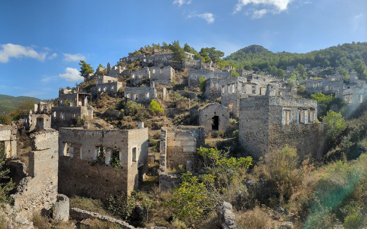 Как изменится вид города, если люди исчезнут на 100 лет. В Турции есть пример