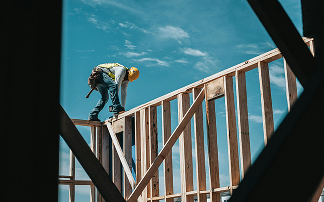 Дороже, чем рассказывают. Сколько стоит построить дом в России 2026 году