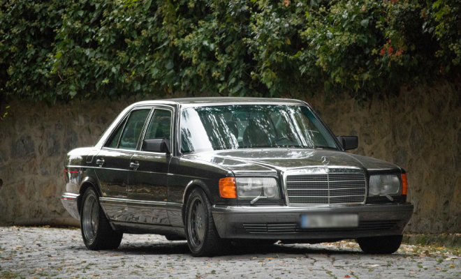 Mercedes-Benz W140 / Фото: Pexels