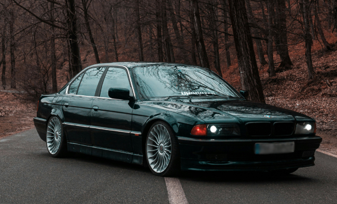 BMW 7 Series (E38) / Фото: Unsplash