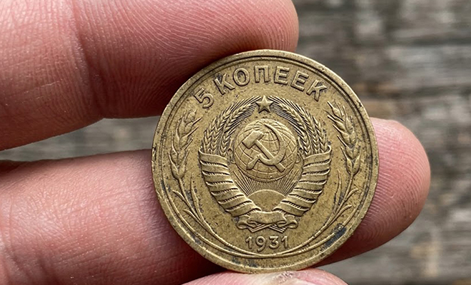 Фото: сгенерировано нейросетью