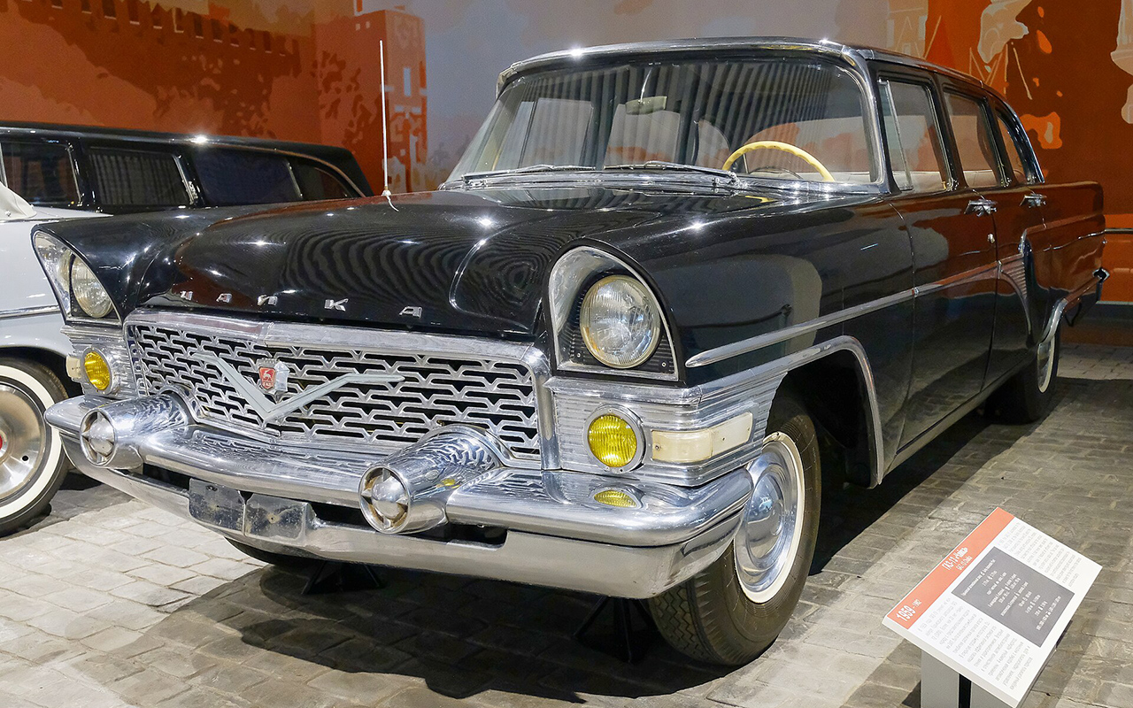 ГАЗ-13 «Чайка»: сколько стоил «советский Maybach» в пересчете на современные деньги