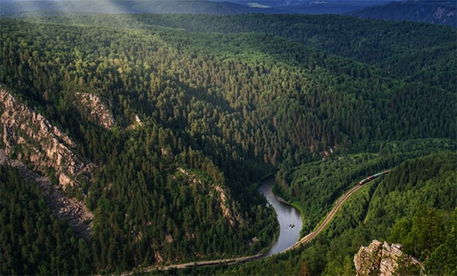 Фото: сгенерировано нейросетью
