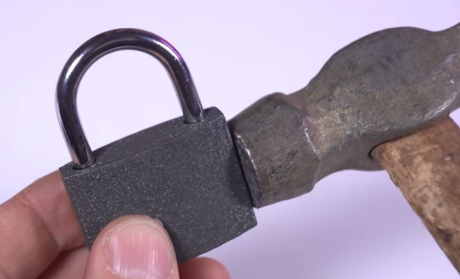 Кадр из видео @MisterHacker