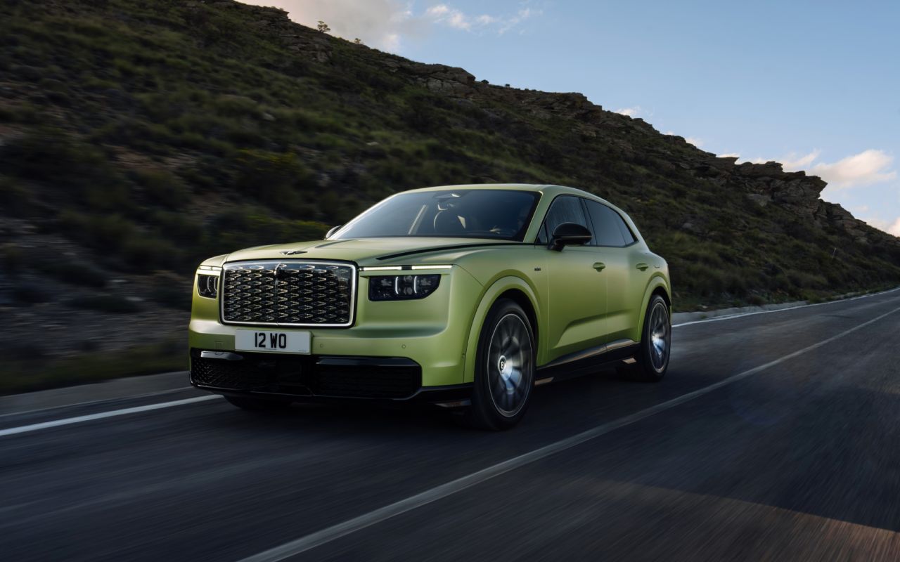 Bentley Torcal: первый электрический SUV оказался родственником Porsche Cayenne