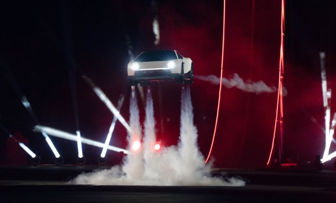 Фото: Tesla