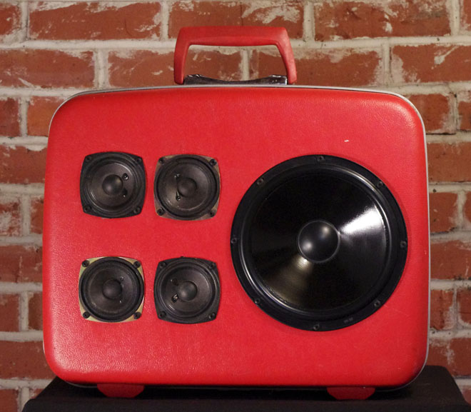 Бумбокс от Эзра и Алекса Чимино-Хет 0