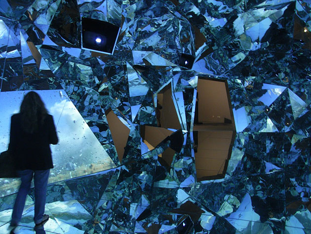 Louis Vuitton &ndash; Voyages 