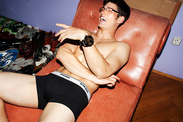 рекламные кампании, Diesel, Marlon Teixeira, Вечеринка в трусах от Diesel рекламные кампании, Diesel, Marlon Teixeira, Вечеринка в трусах от Diesel