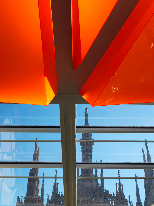 La Rinascente, самый известный торговый центр итальянской столицы моды. торговые центры, милан. La Rinascente, самый известный торговый центр итальянской столицы моды. торговые центры, милан.