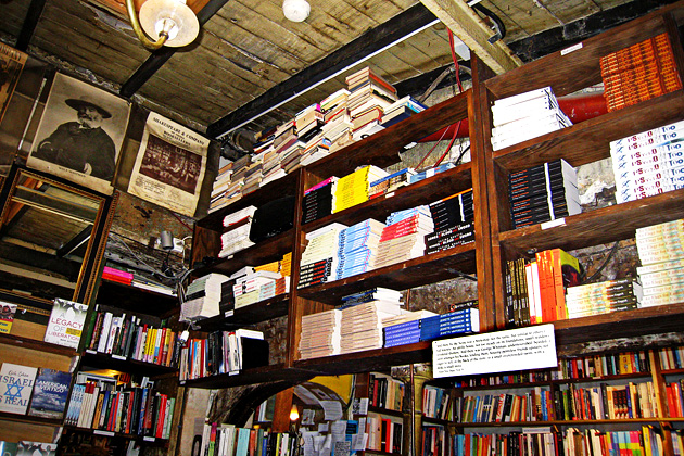 Shakespeare & Company, , 