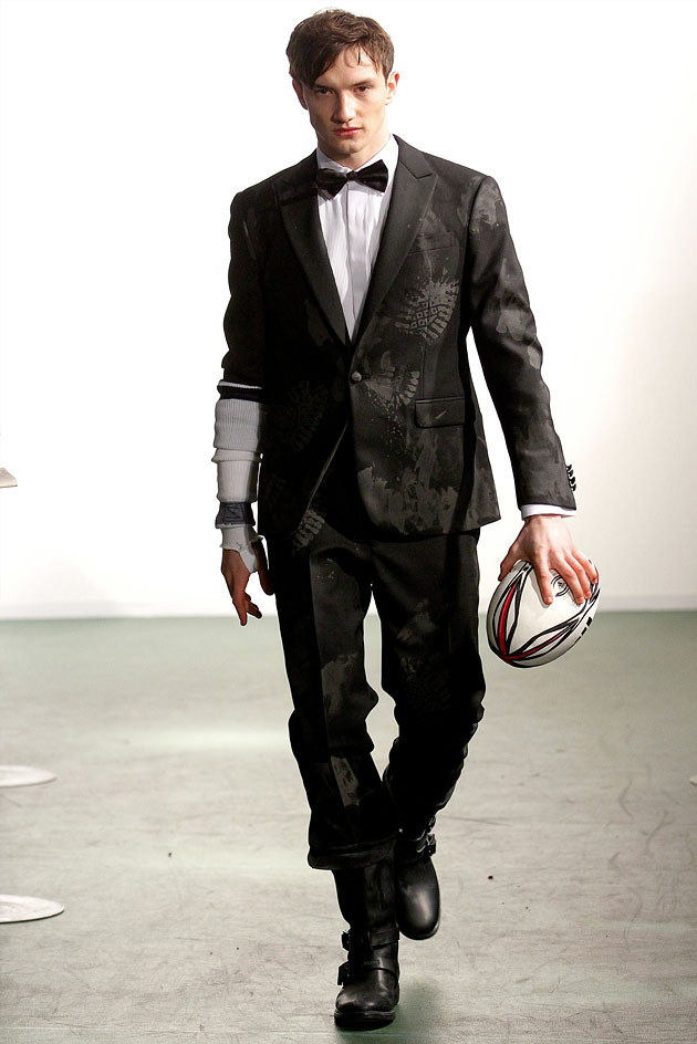 Moschino FW 2011/2012