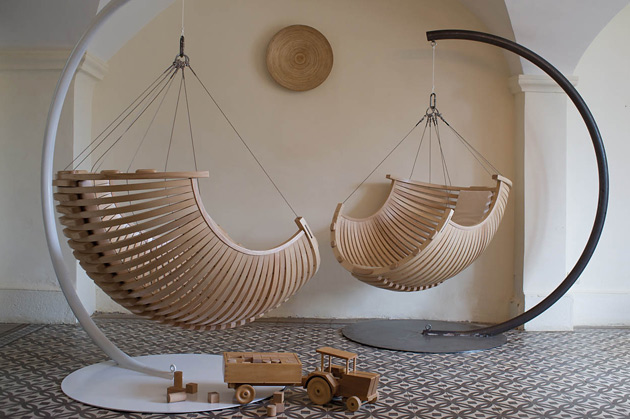 Concept Suspendu Wooden Hanging Chairs