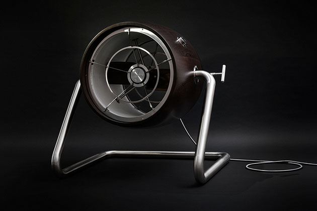 Witold Szostak Black Fan
