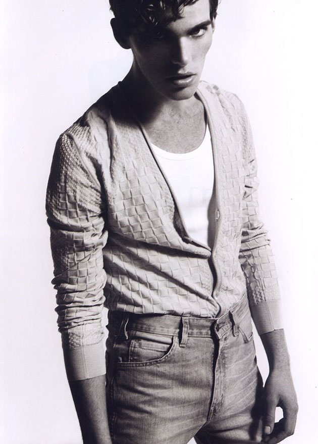 ����������, ��������, ���������, Upstreet, Cosmo MacDonald, Simon Harris, L\'indecis � Upstreet