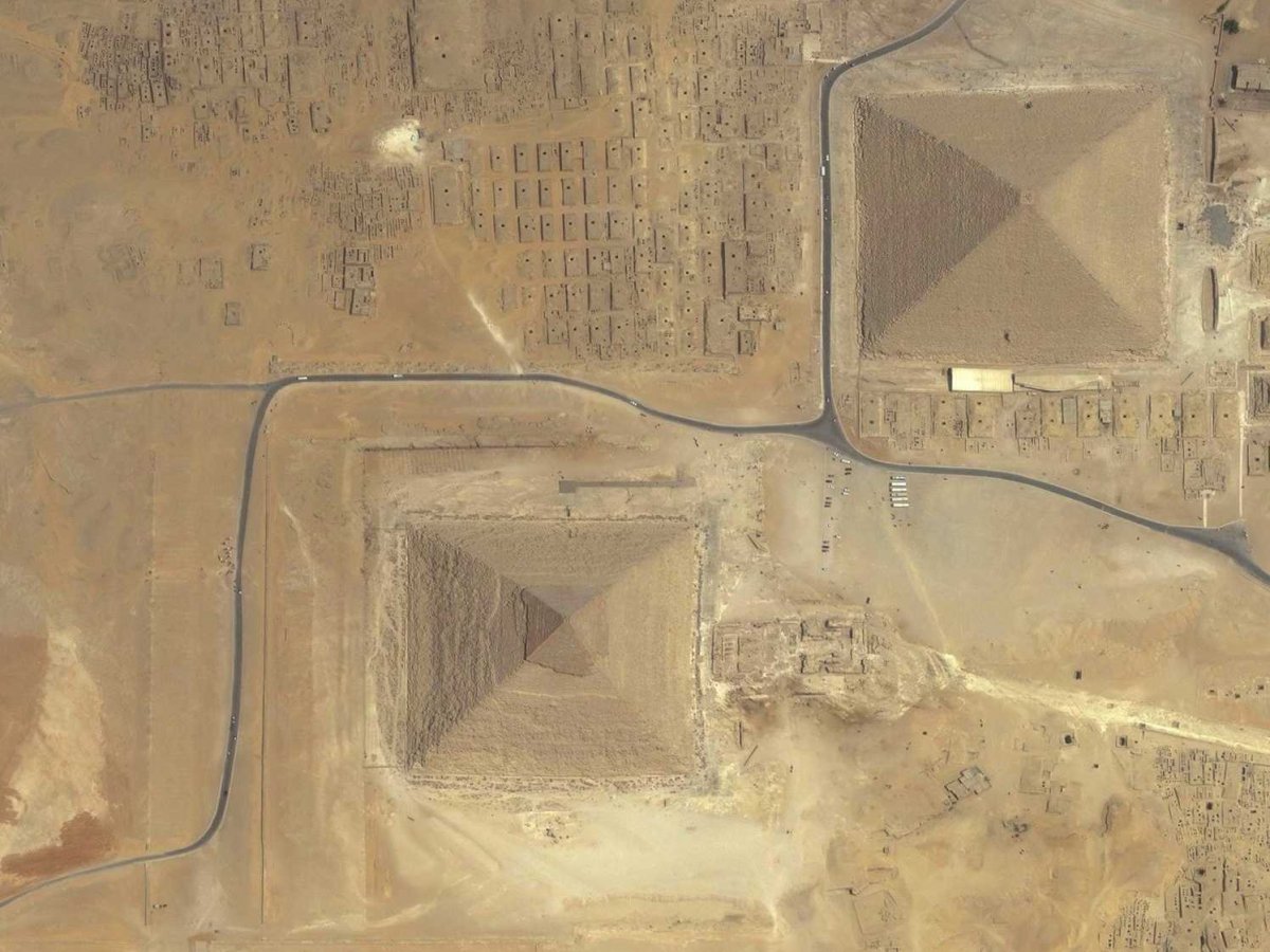 Египетские пирамиды вид сверху фото